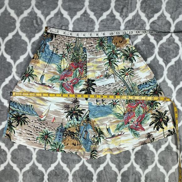 Hilo Hattie Shorts Womens Medium Hawaiian Rayon Beach Tropical Print Flowy - Picture 6 of 10